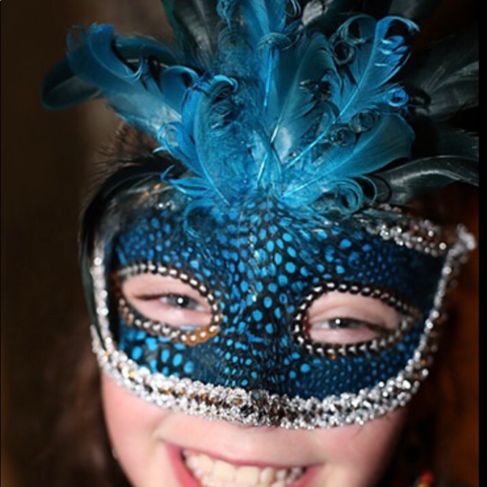 Mascarade Masks - Picture 2 of 3